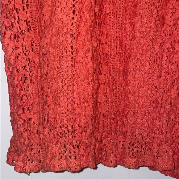 ๐Sold๐ Roz & Ali Orange Relaxed Blouse with Dolman Sleeves and Flutter Neckline - Picture 5 of 6
